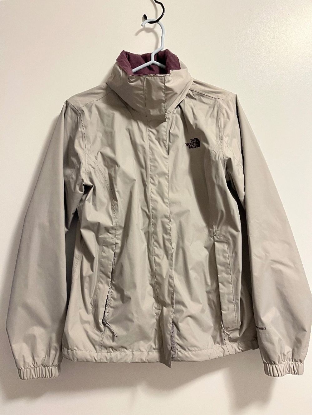 The North Face Women’s Resolve 2 Jacket in Grey with purple lining, Size M